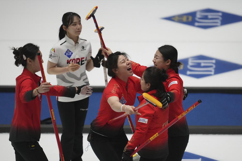 祸不单行，国际足联网站显示广西平果有四条转会禁令